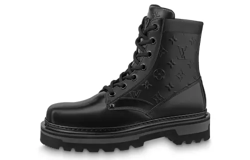 LOUIS VUITTON Ranger Patent Leather Ankle Boots Men's Black