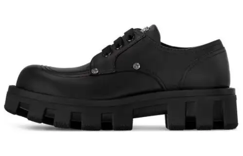 LOUIS VUITTON Checker Cow Leather Casual Shoes Men's Black