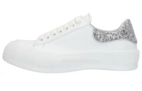 Alexander McQueen Deck Low top Stylish Skateboarding Shoes Women's White