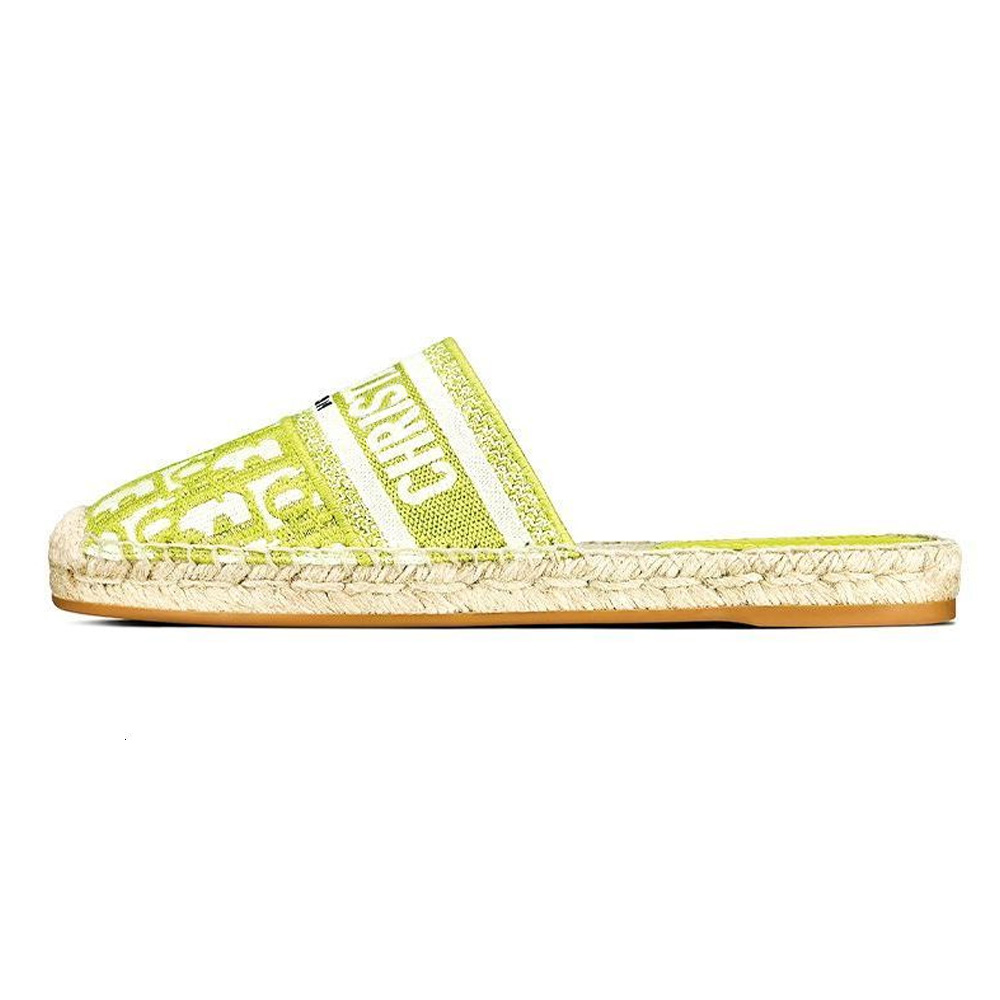 DIOR Granville Abrasion Resistant Closed Toe Slippers Women's