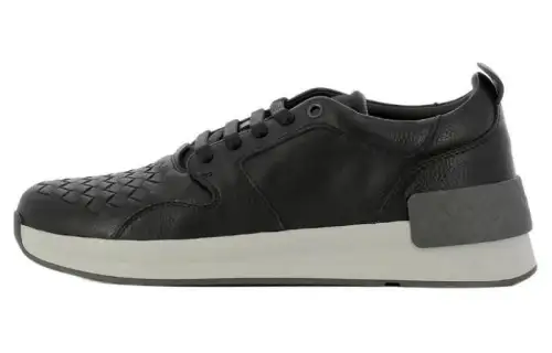 Bottega Veneta Intrecciato Leather Low top Casual Shoes Men's Black