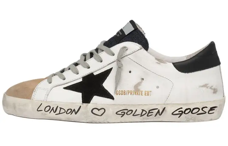Golden Goose Super Star Cow Leather Stylish Skateboarding Shoes Men's White Black