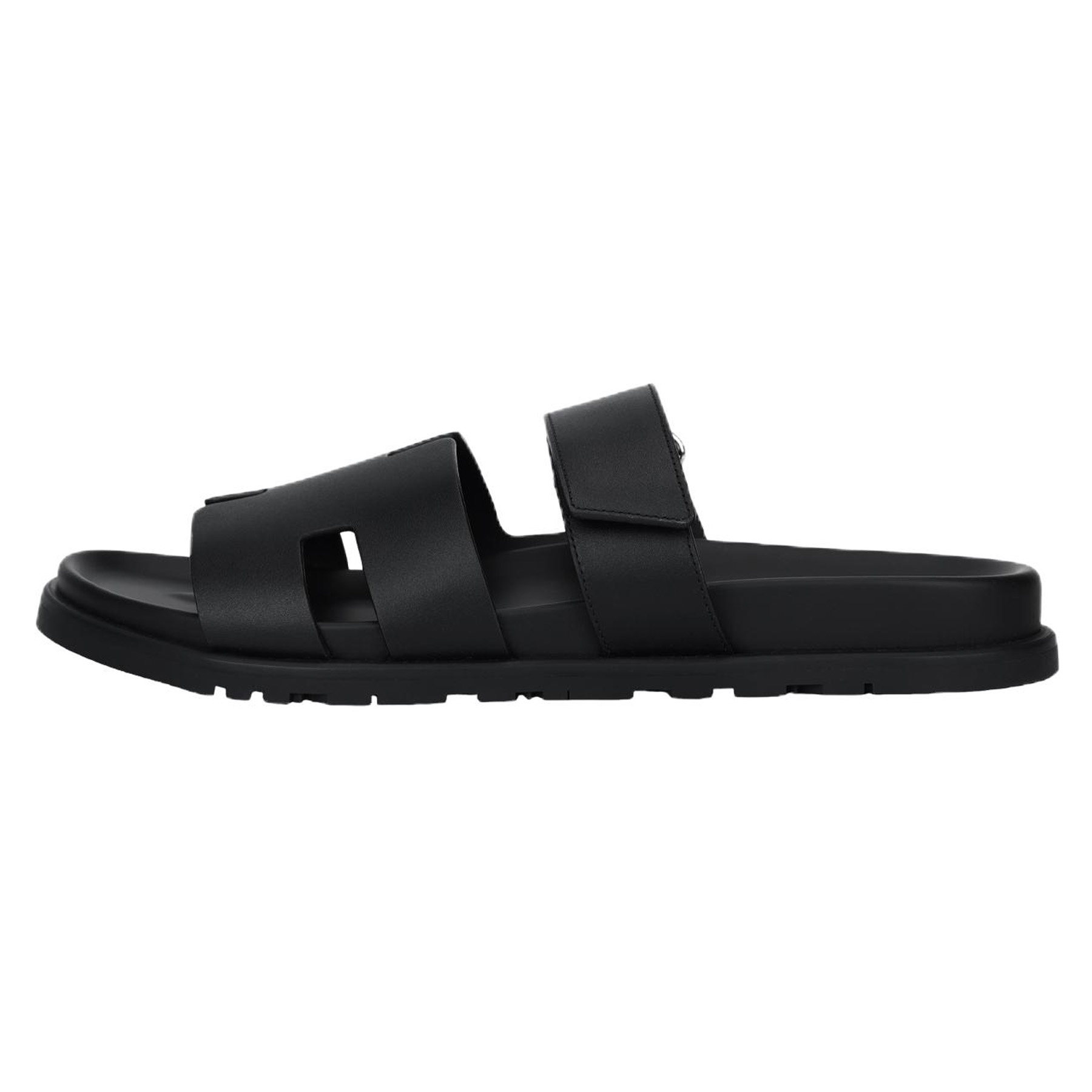 HERMES Chypre Sandal Noir Calfskin Leather M