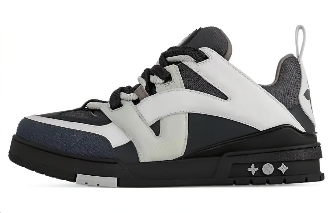 LOUIS VUITTON Skate Low Sneakers Black White