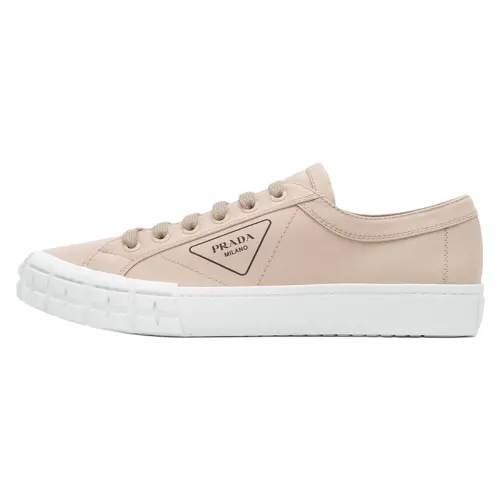 PRADA Low top Stylish Skateboarding Shoes Women's Nude
