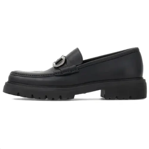 FERRAGAMO Ferragamo calfskin round toe loafers men's black