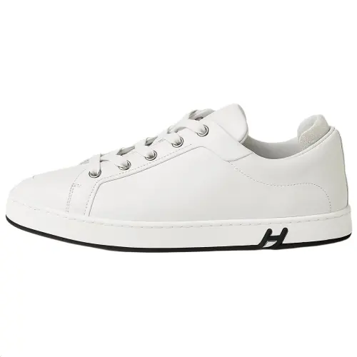 HERMES Kid Low top Skateboard Shoes Women's White