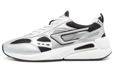 DIESEL Low top Casual Shoes Women's Silver
