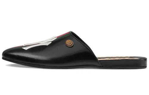 Gucci New York Yankees x Gucci Wmns Princetown Slipper 'Black' Women's