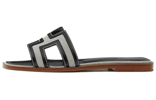 HERMES Oran Quiet Slide Slippers Women's Black