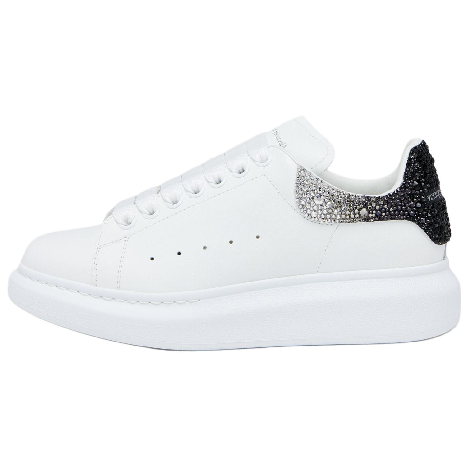 Женские кроссовки Alexander McQueen Oversized Sneaker (белые)