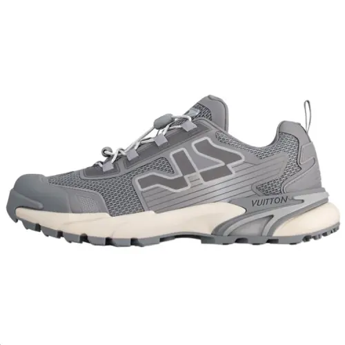 LOUIS VUITTON Runner Tatic Low top Casual Shoes Men's Gray