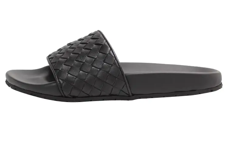 Bottega Veneta Stylish Sandal Women's Black