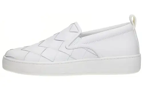 Bottega Veneta Leather Stylish Skateboarding Shoes Men's White