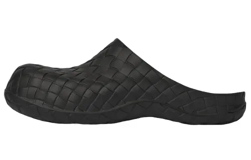 Bottega Veneta Beebee Platform Closed Toe Slippers Men's Black