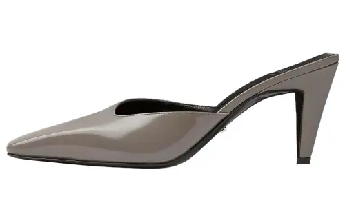 GUCCI Interlocking G-plaque Patent Mules