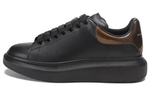 Alexander McQueen Oversized Sneaker Leather Low top Stylish Skateboarding Shoes Men's Black Copper
