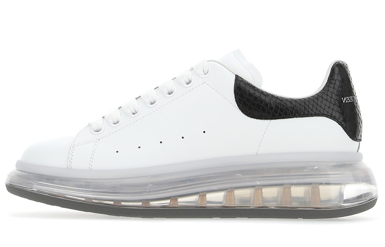 Мужские кроссовки Alexander McQueen Oversized Sneaker (бело-черные)