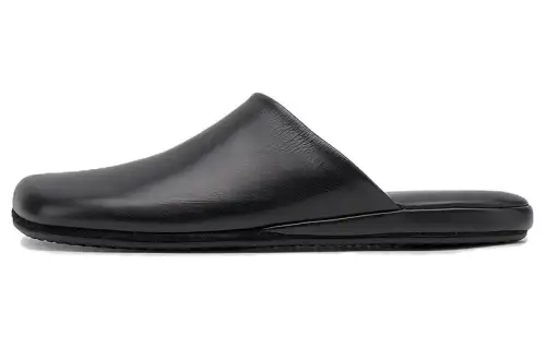 Balenciaga Closed Toe Slippers Women's Black