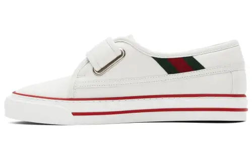GUCCI Tennis 1977 Leather Low top Low top Stylish Skateboarding Shoes Women's White