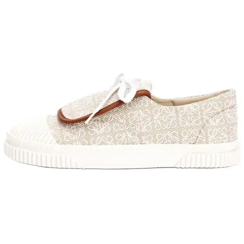 LOEWE Anagram Low top Stylish Skateboarding Shoes Women's Ecru