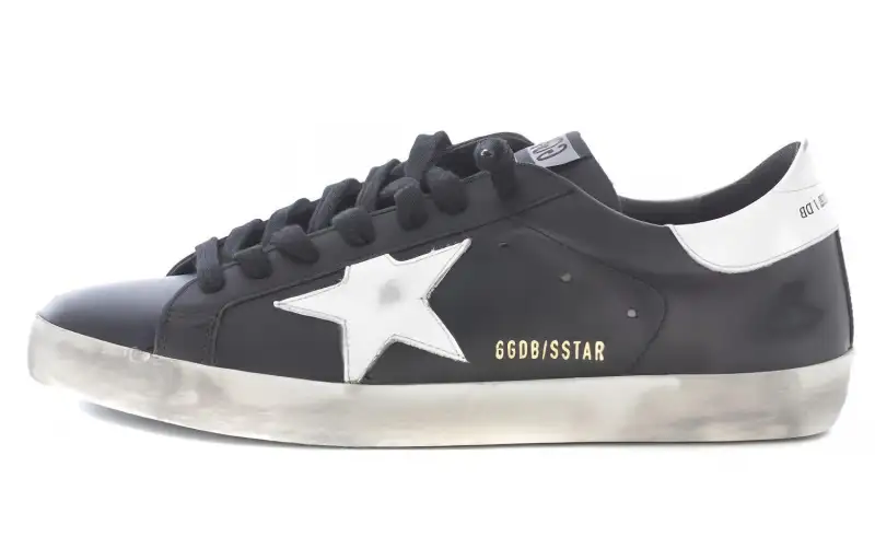 Golden Goose Super Star Low top Skateboard Shoes Men's Black Distressed