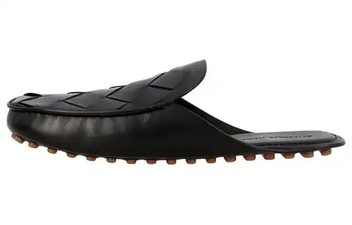 Bottega Veneta Intrecciato Closed Toe Slippers Men's Black