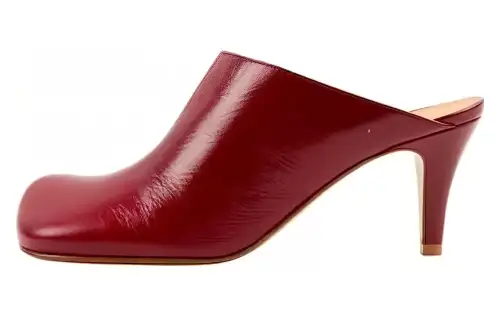 Bottega Veneta Quiet Closed Toe Slippers Women's Red
