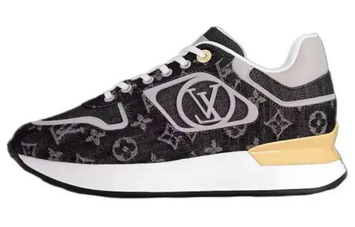 LOUIS VUITTON Run Away Leather Low top Casual Shoes Women's Black