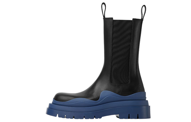 Bottega Veneta Bottega Veneta Tire Chelsea pull-on mid-calf Chelsea boots for women, black
