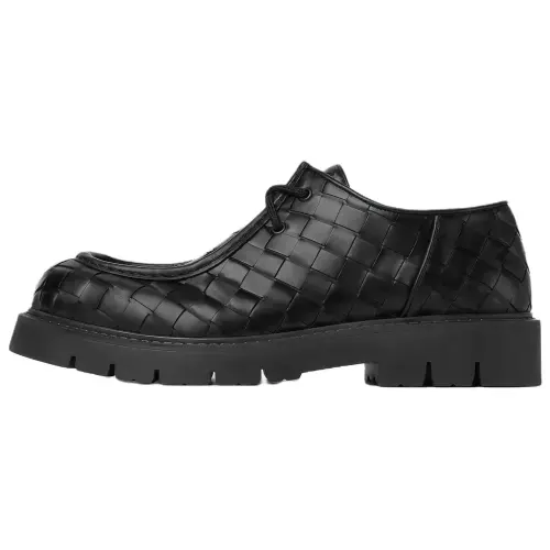 Bottega Veneta Haddock Leather Casual Shoes Men's Black