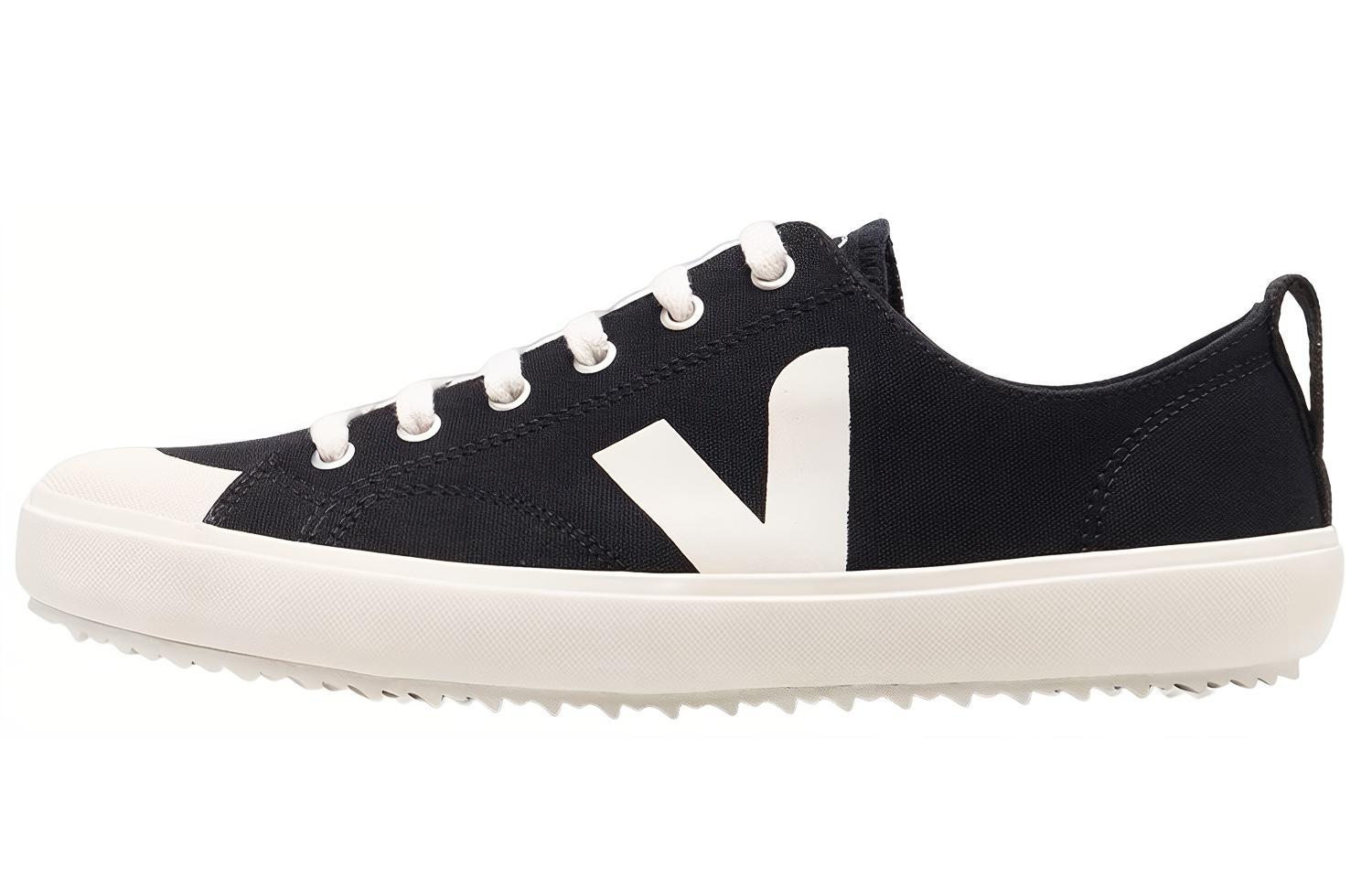 VEJA Nova Canvas 'Black Pierre'