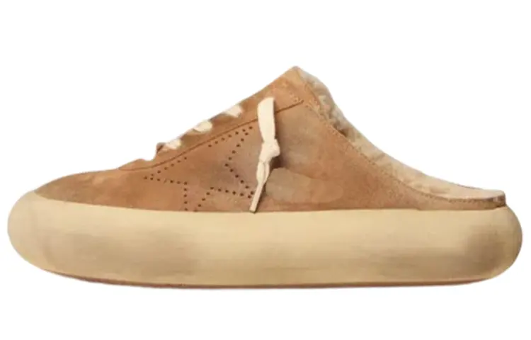 Golden Goose Space Star Leather Stylish Skateboarding Shoes Women's Brown