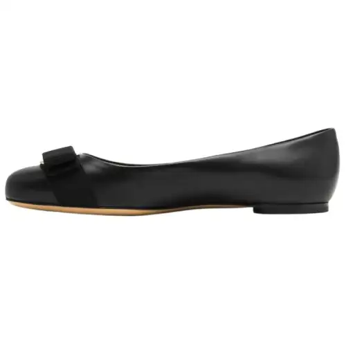 FERRAGAMO Vara Leather Ballerina Shoes