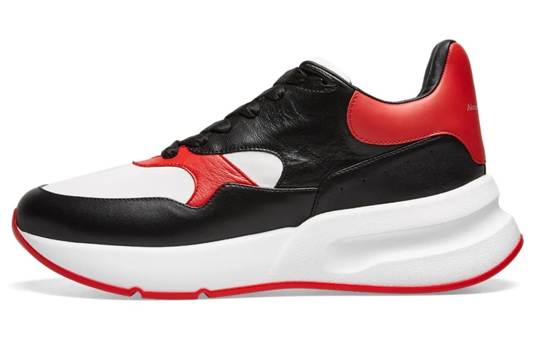 Мужские кроссовки Alexander McQueen Oversized Sneaker (черно-бело-красные)