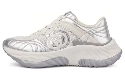 GUCCI Ripple Leather Low top Casual Shoes Women's Silver