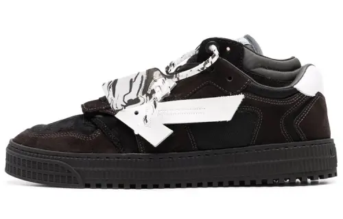 OFF WHITE Floating Arrow Low Black White Black