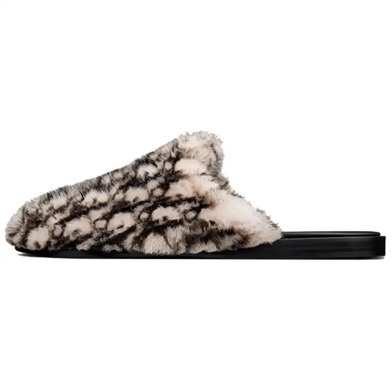 DIOR Indior Closed Toe Slippers Men's Beige