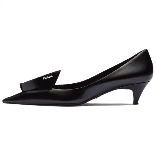 PRADA 45mm Decorative-plaque Leather Pumps
