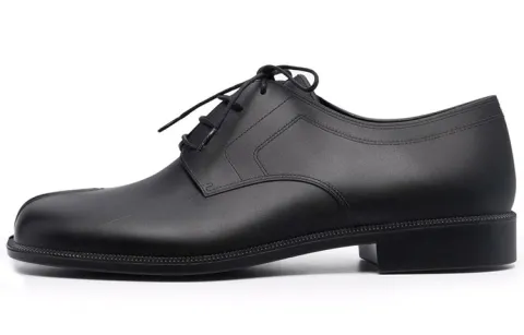 Maison Margiela Tabi Lace-up Brogues
