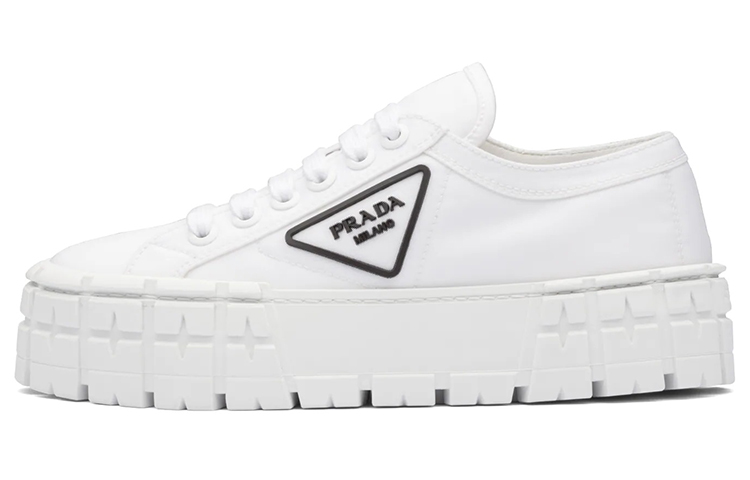 Женские кеды Prada Double Wheel Re-Nylon (белые)