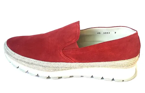 PRADA Men's Casual Shoes Men's Low Top Red