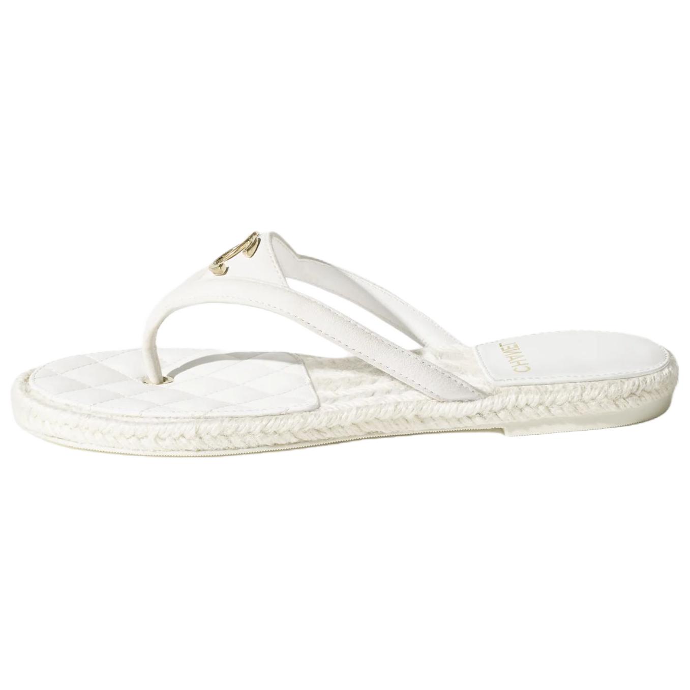 Женские шлепанцы Chanel coco BEACH 25M (белые)