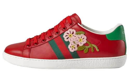 GUCCI ACE Low top Stylish Skateboarding Shoes Women's Red Lotus Flower