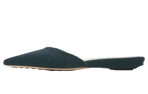 Bottega Veneta Closed Toe Slippers Women's Dark Green