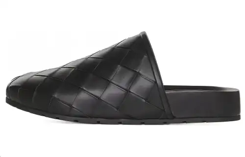 Bottega Veneta Closed Toe Slippers Men's Black