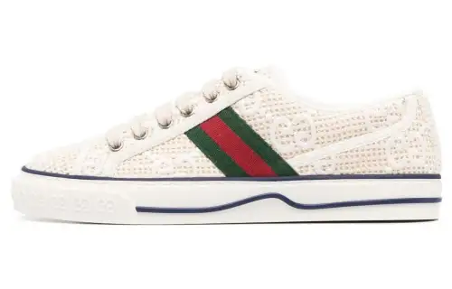 GUCCI Tennis 1977 Stylish Skateboarding Shoes Women's Ecru