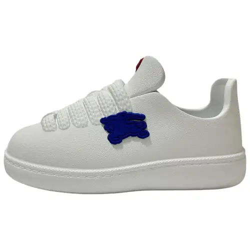 Burberry Bubble Low top Skateboard Shoes Women's White