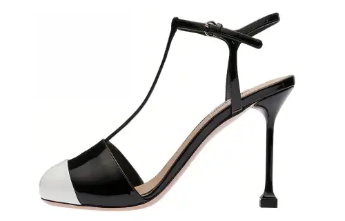 MIU MIU Killer Patent Leather Slim Heel High Heels 8.5cm Women's Black