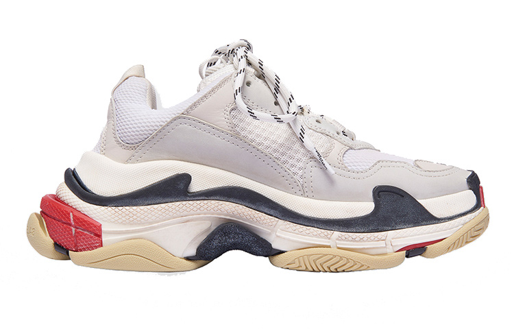 Женские кроссовки Balenciaga Triple S (бело-красно-черные) — фото 2
